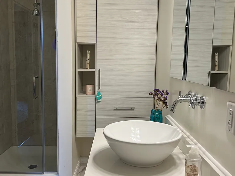 603 N American St #704 — Photo 18