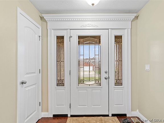 5th image of 140 W Marion Drive