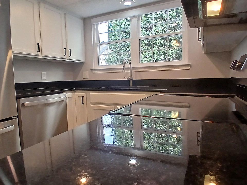 1st image of 12002 Golf Ridge Ct