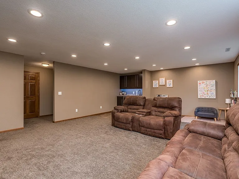 305 Tanager Rd — Photo 26