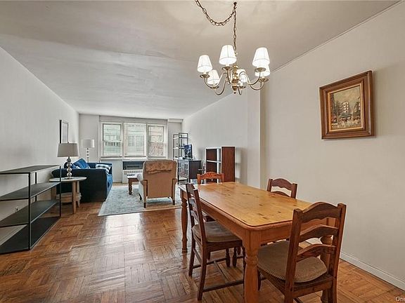 4th image of 80 William St APT 1H