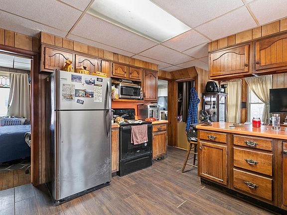 3rd image of 36 Lassell Street