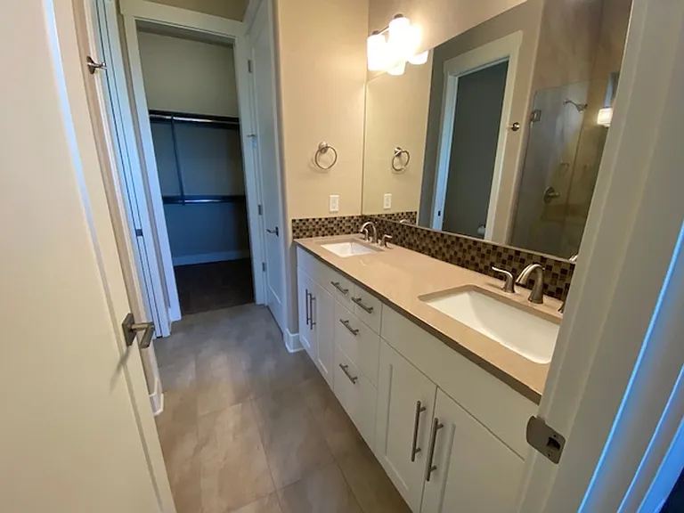 2375 Majestic Rdg — Photo 9