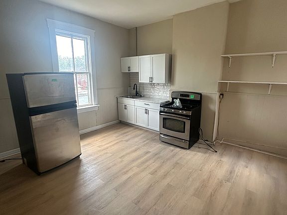 2nd image of 4026 Nebraska Ave #2F