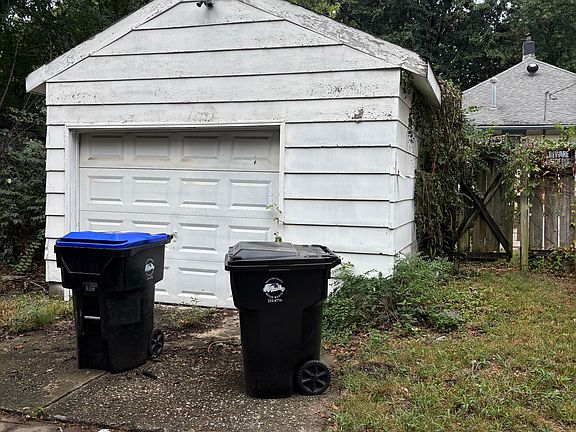 5th image of 1228 SW Macvicar Ave