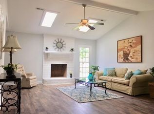 228 Houston Dr, Ladson, SC 29456