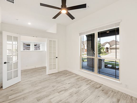 7th image of this home
