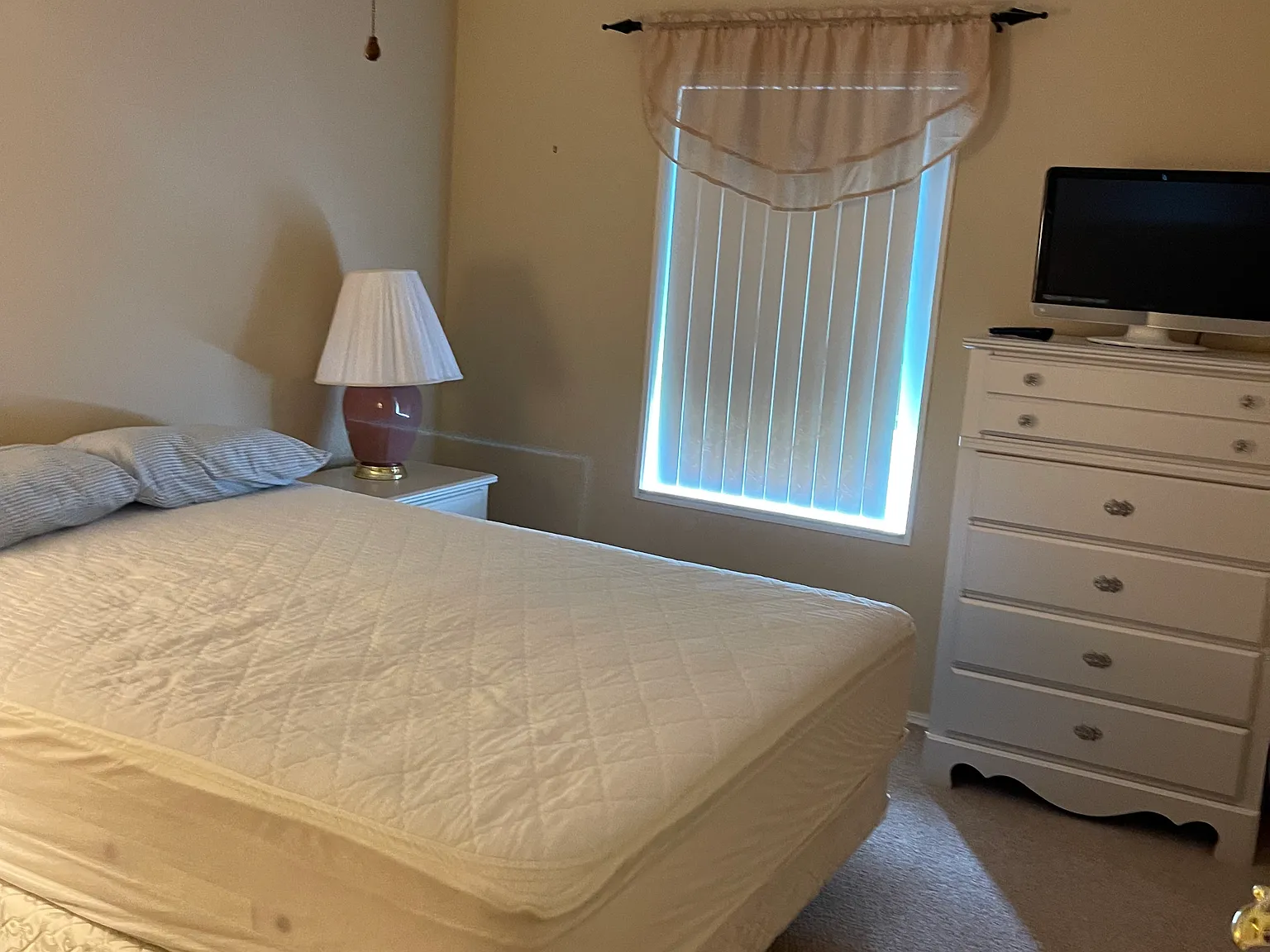 3 bed, 1300 sqft, $1,800 — Photo 3
