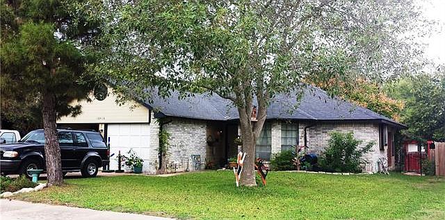 1st image of 16418 Knottingham Dr