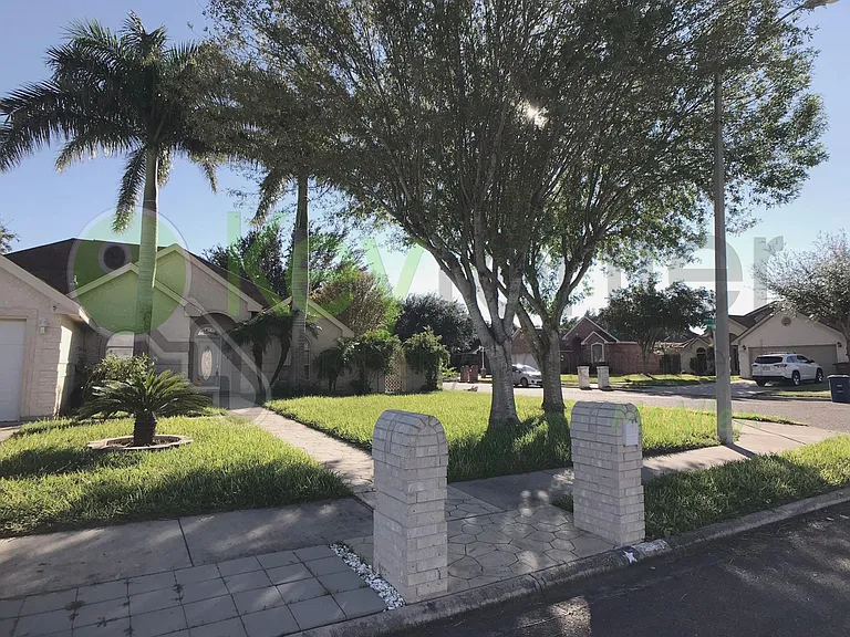 1918 Fawn Cir — Photo 31