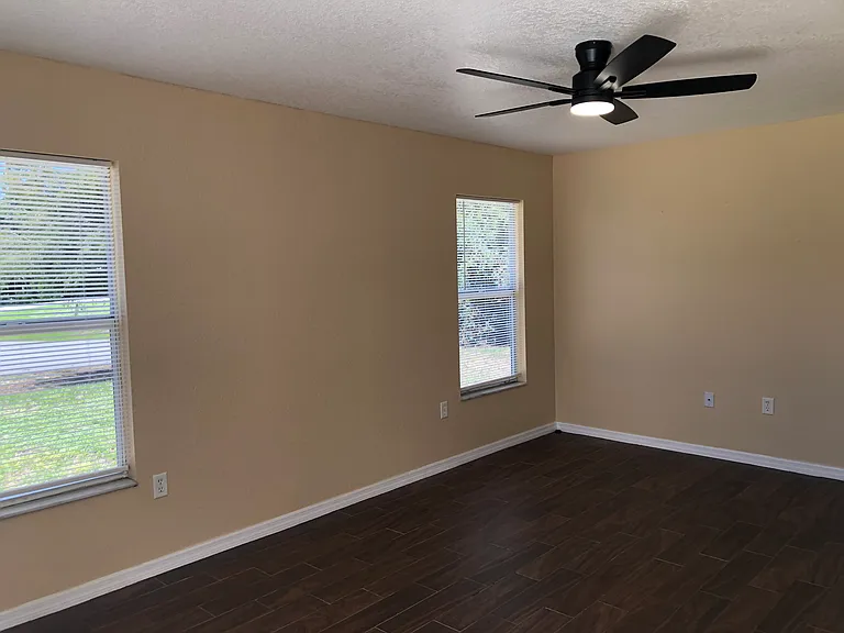 9068 Tunis Ave — Photo 4