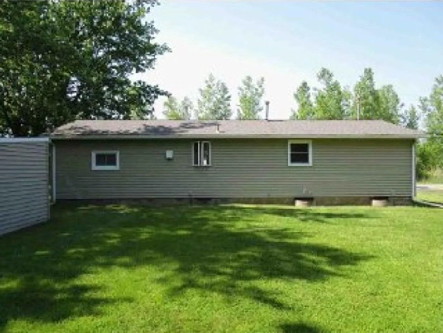 Ranch Home for Rent in Cicero — Photo 3