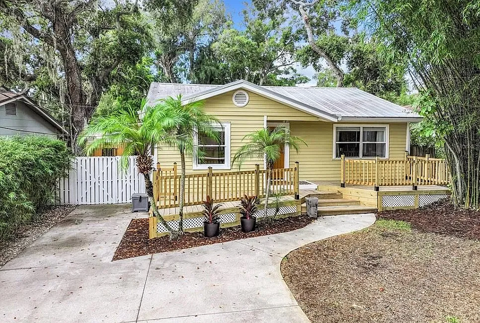 2 bed, 1100 sqft, $2,650 — Photo 1