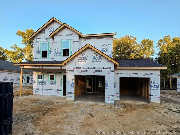 936 Stevens St, Raeford, NC 28376
