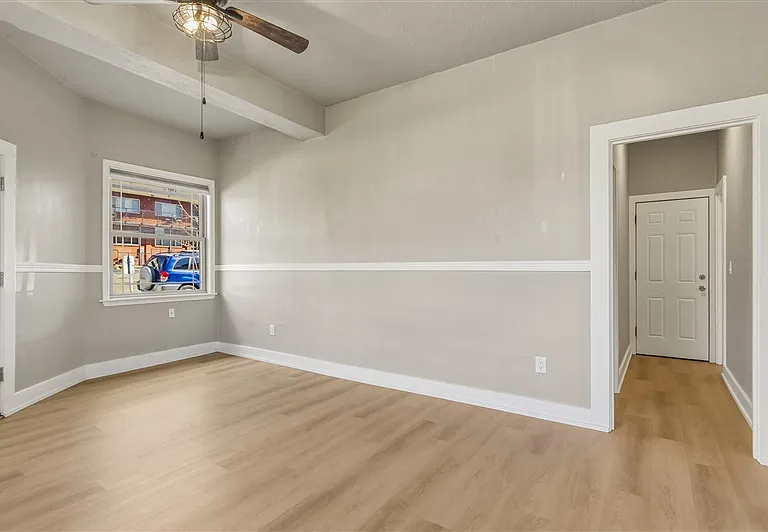 7101 California Ave SW — Photo 9