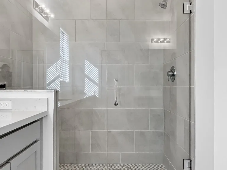 8792 Antarus Dr — Photo 36