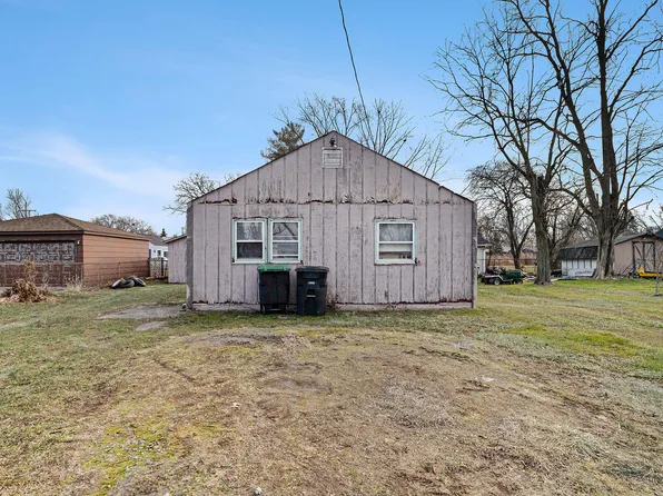 3009 Oakwood St, Portage, IN 46368