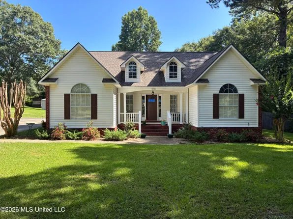 1370 Dan St, Prentiss, MS 39474