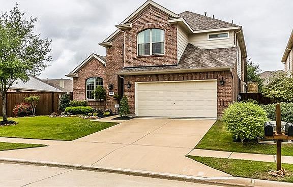 2nd image of 613 Lake Point Dr