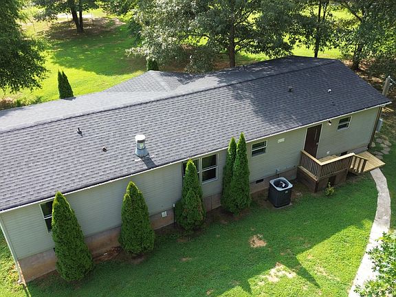 2nd image of 2541 Lower River Rd