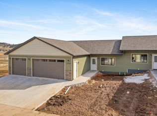 3320 Canyon View Ct, Sturgis, SD 57785