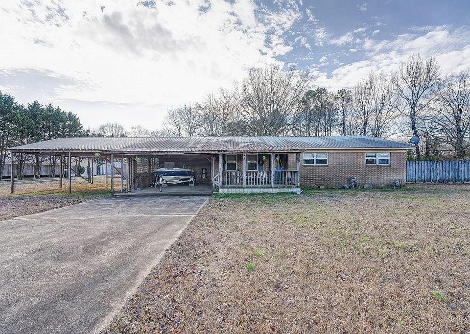 1st image of 843 Hamp Brewer Cir