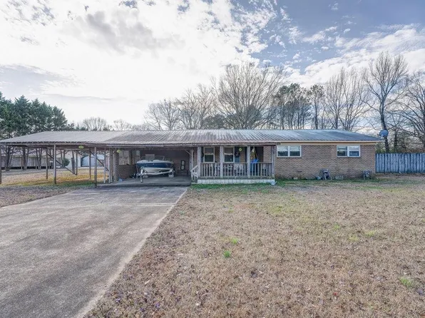 843 Hamp Brewer Cir, Summerville, GA 30747