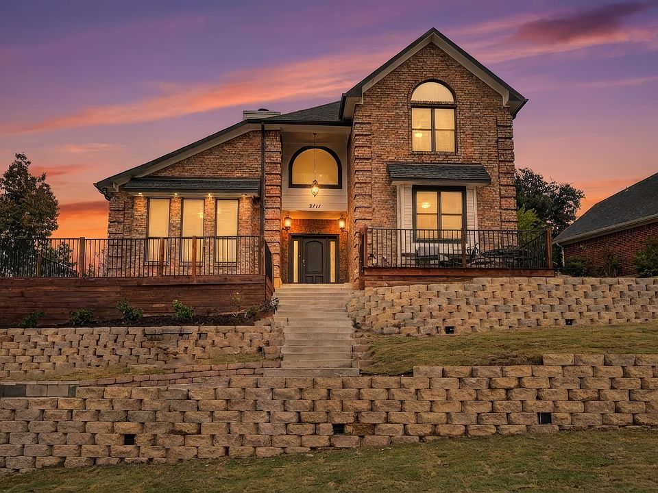 1st image of 2711 Spyglass Dr