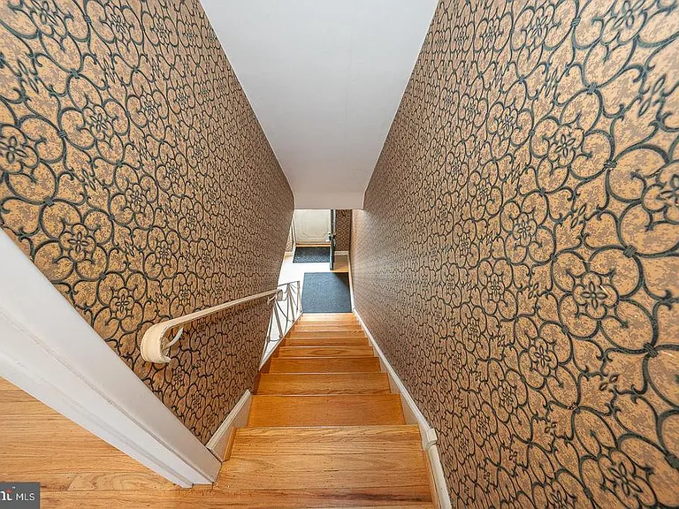 130 Ivy Ct — Photo 14