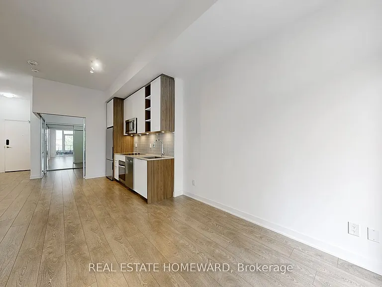 543 Richmond St W #208 — Photo 7