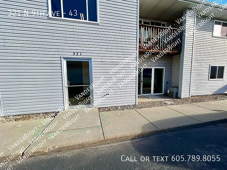 321 N 9th Ave #43 — Photo 15
