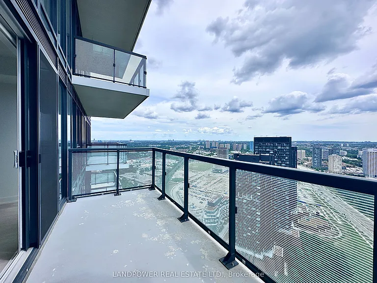 30 Inn On The Park Dr #4206 — Photo 8