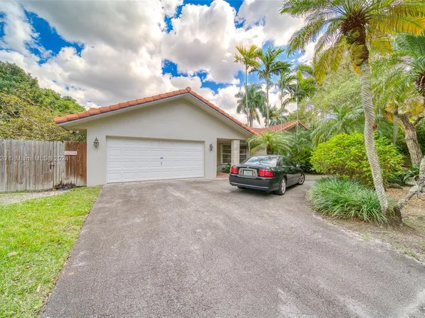 9855 SW 122nd Ave, Miami, FL 33186