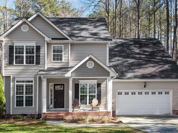 30 Oak Hollow Ct, Louisburg, NC 27549