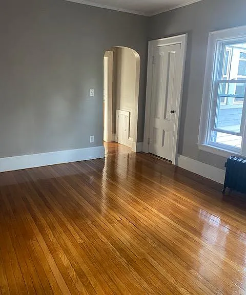 136 Chestnut St #5 — Photo 3
