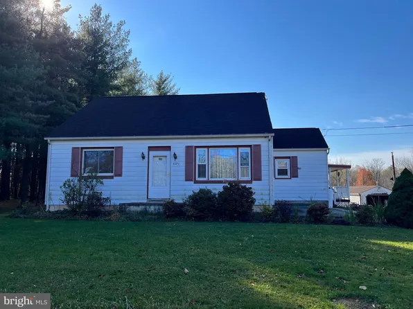 7271 Union Deposit Rd, Hummelstown, PA 17036