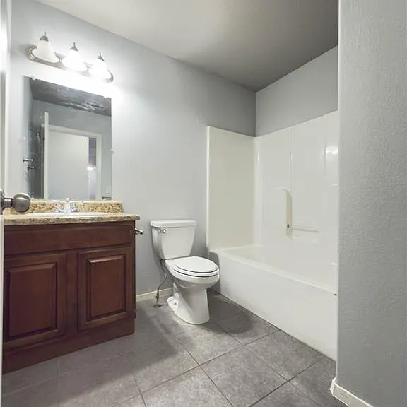 741 Morningside Dr — Photo 10