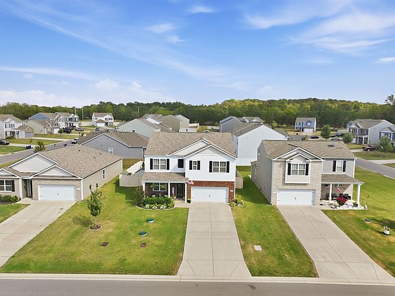4th image of 105 William Dylan Dr