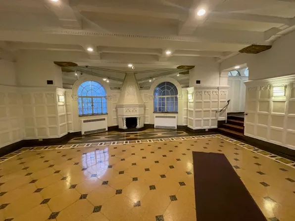 71 Ocean Parkway image 9 of 9