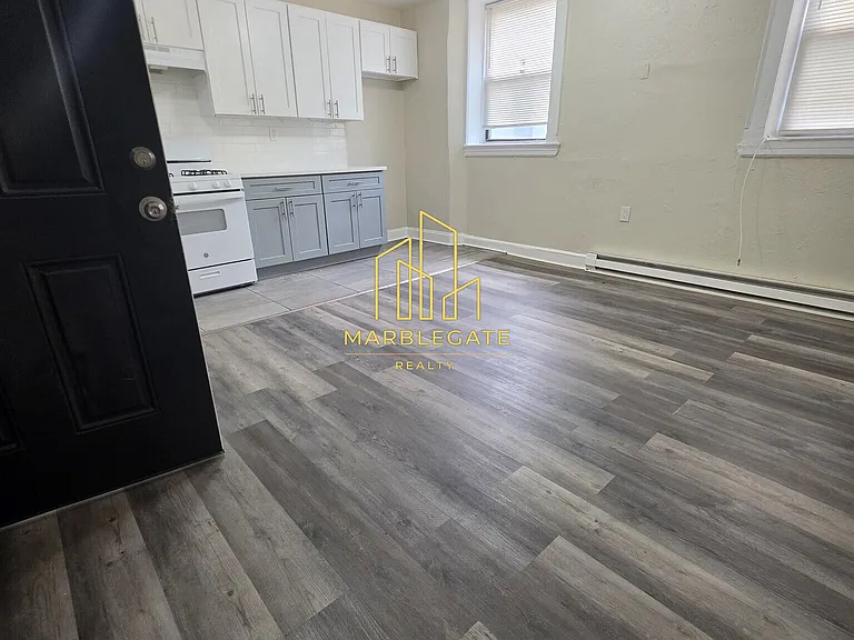 125 Osborne Ter #177 — Photo 3