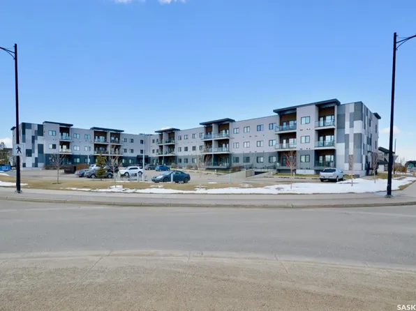 UNIT 321-545 Hassard CLOSE, Saskatoon, SK S7L 6V3
