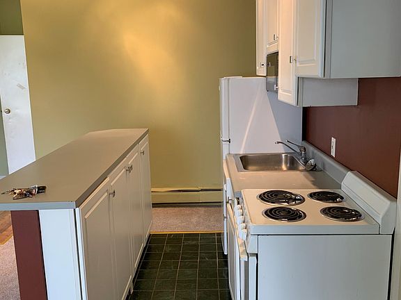 Living Room/Kitchen