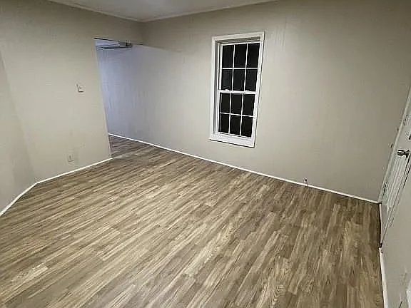 2nd image of 225 E Sharpe St APT D