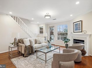 5804 Inman Park Cir APT 370, Rockville, MD 20852