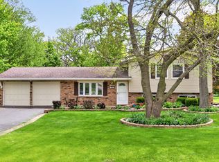 849 Hemlock Dr, Dundee, IL 60118