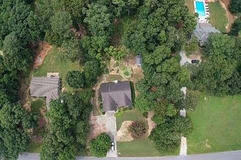 3rd image of 364 Willowwind Dr