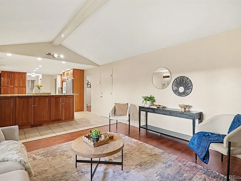5937 S Jasmine St — Photo 14