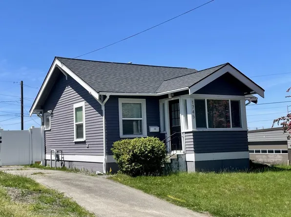 1745 James St, Bellingham, WA 98225