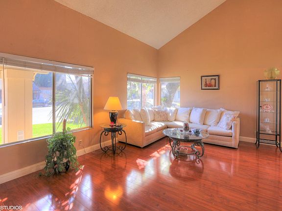 4th image of 1165 Barrington Ct