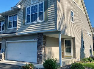 7602 Red Fox Trl, Rockford, MN 55373